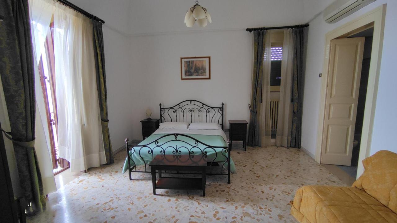 Bed and Breakfast Casa Resci - Dimora Del 1884 Триказе Экстерьер фото