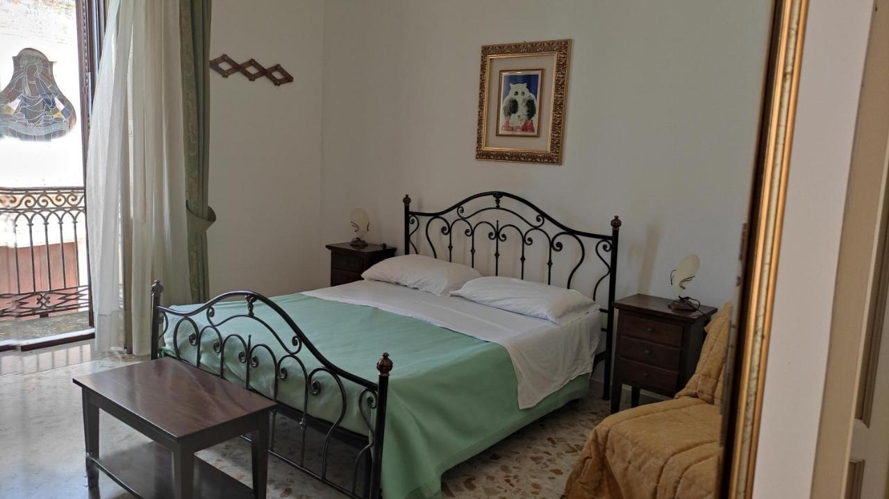 Bed and Breakfast Casa Resci - Dimora Del 1884 Триказе Экстерьер фото