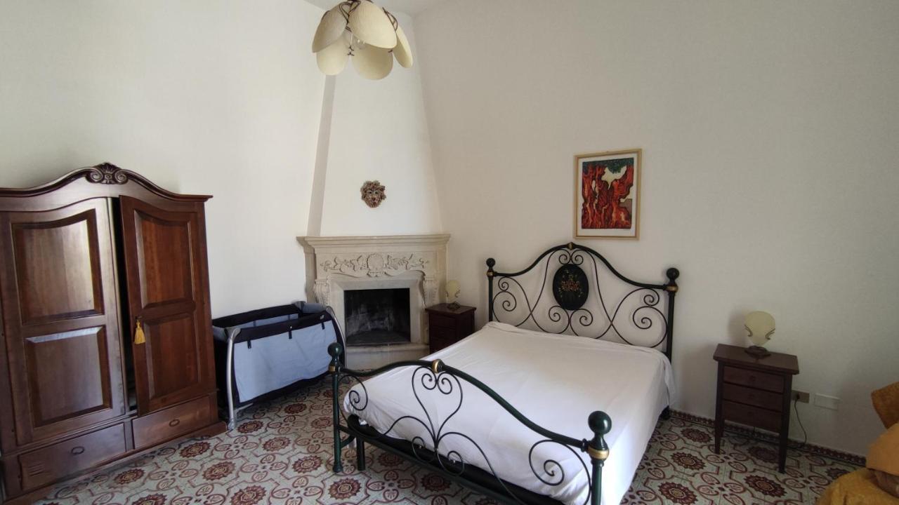 Bed and Breakfast Casa Resci - Dimora Del 1884 Триказе Экстерьер фото